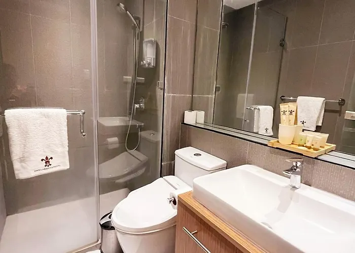 Appartement Stayluxia Manilabayview - Featuring 1 - 5 Bedroom With Balcony Pool Bayviews Netflix - Housekeeping Available-