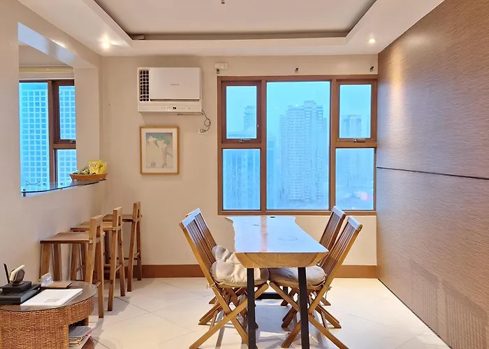 Appartement Stayluxia Manilabayview - Featuring 1 - 5 Bedroom With Balcony Pool Bayviews Netflix - Housekeeping Available- *