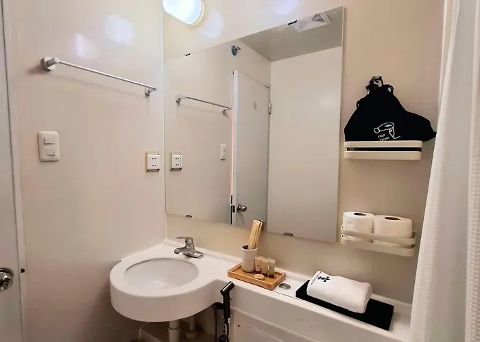 Appartement Stayluxia Manilabayview - Featuring 1 - 5 Bedroom With Balcony Pool Bayviews Netflix - Housekeeping Available- *