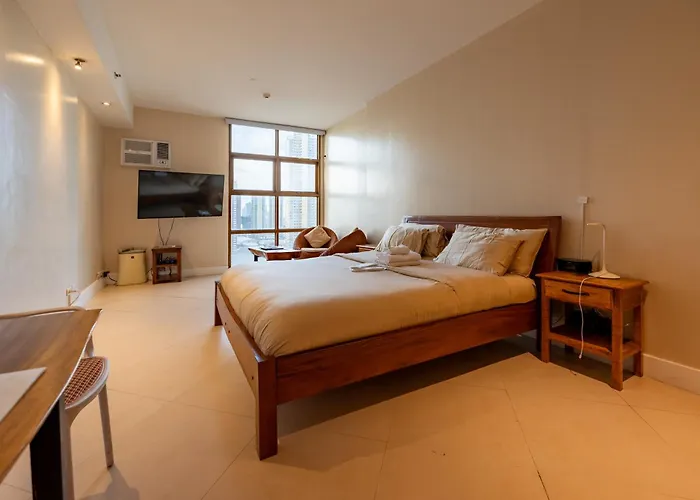 Stayluxia Manilabayview - Featuring 1 - 5 Bedroom With Balcony Pool Bayviews Netflix - Housekeeping Available- Appartement