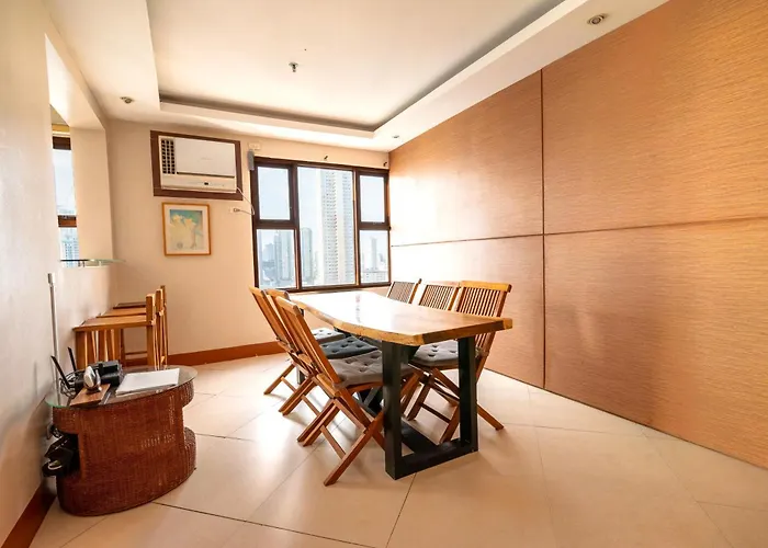 Stayluxia Manilabayview - Featuring 1 - 5 Bedroom With Balcony Pool Bayviews Netflix - Housekeeping Available- Appartement *